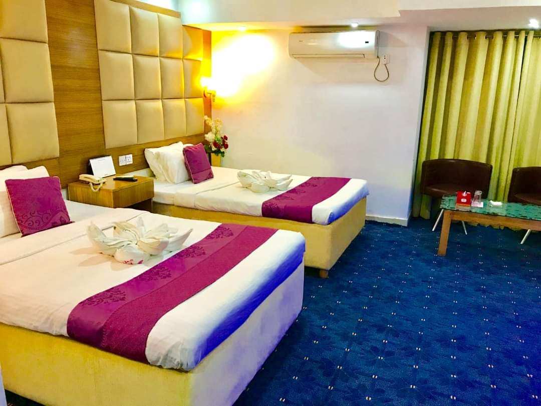 Room image 4